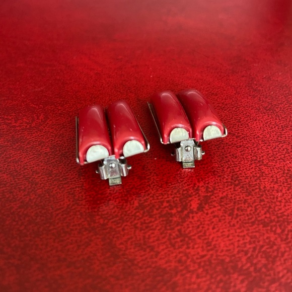 Vintage Red & Silver ART DECO Clip on Earrings AWESOME LQQK Swanky Retro 70s - Picture 4 of 5
